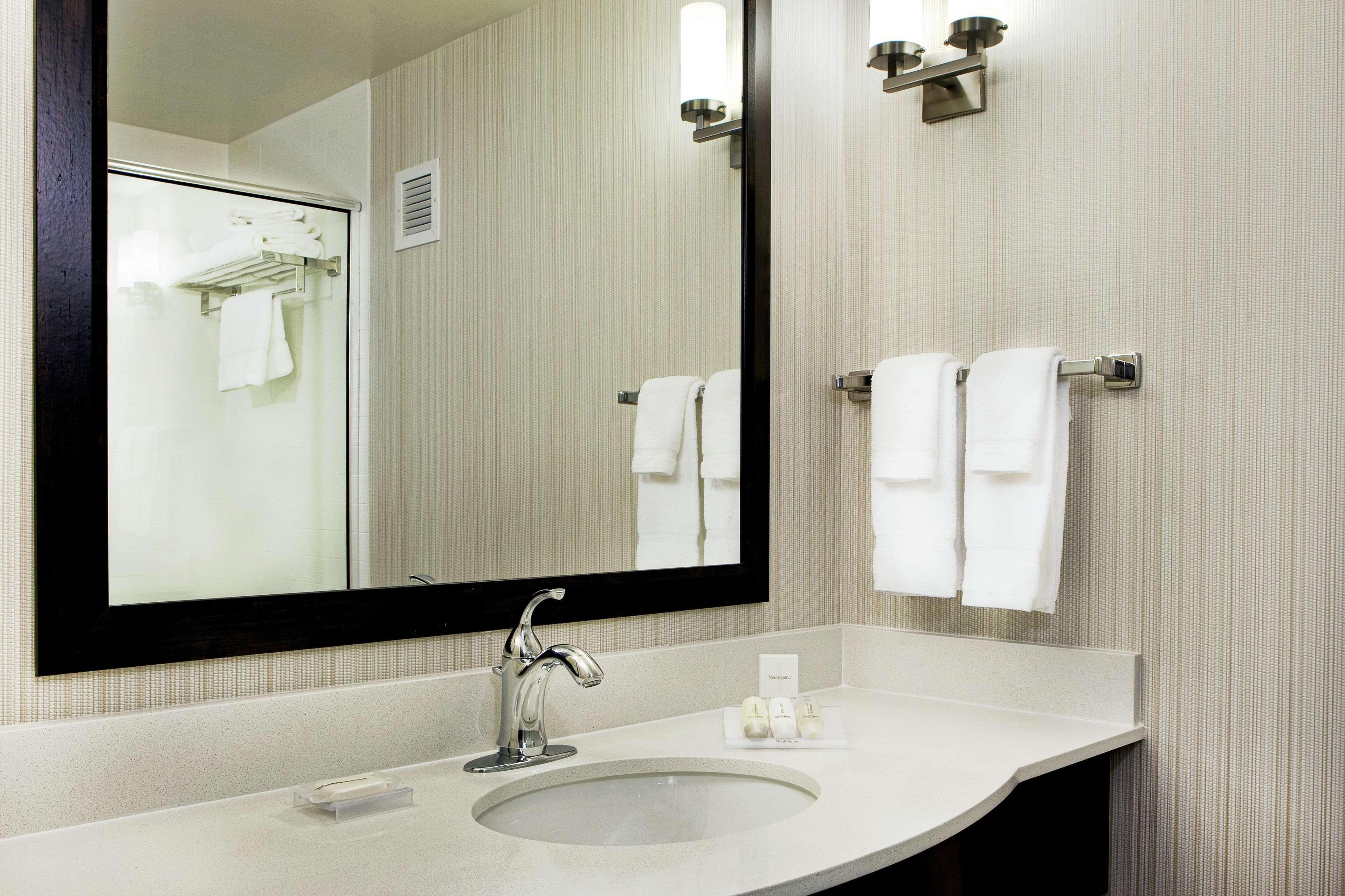 Hilton Garden Inn Portland Airport Εξωτερικό φωτογραφία